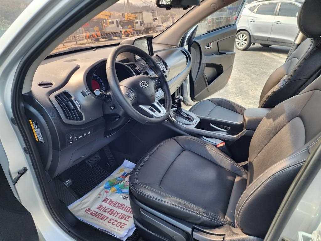 KIA Sportage - Vista 12
