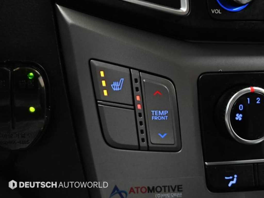 HYUNDAI Starex 2019 Amarillo - Importación desde Corea - HF Imports Iquique - Foto 17