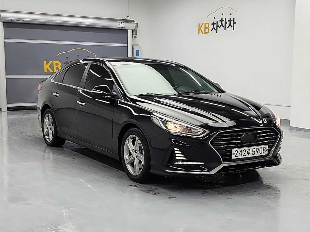 HYUNDAI Sonata - Vista 4