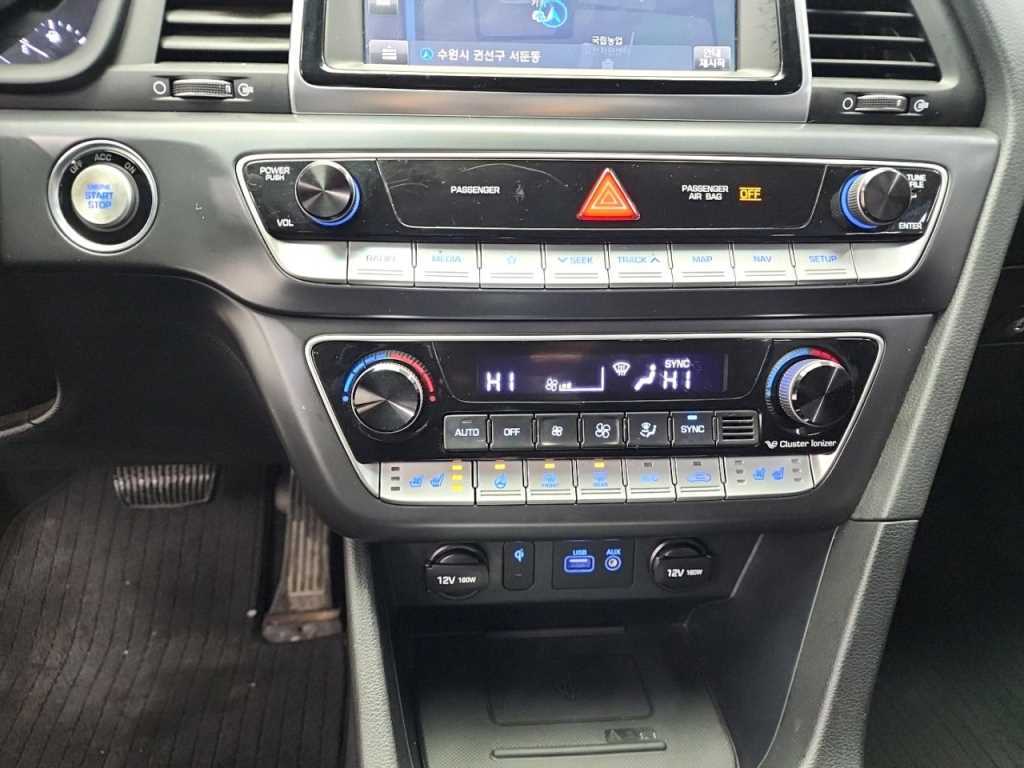 HYUNDAI Sonata - Vista 10