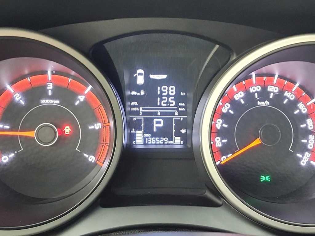 Ssangyong Tivoli - Vista 6