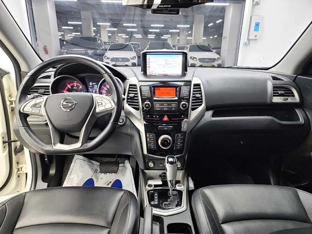 Ssangyong Tivoli - Vista 7