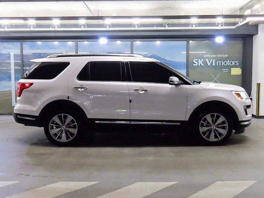 Ford Explorer - Vista 4