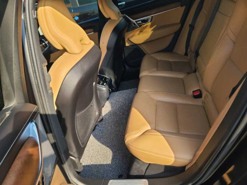 Volvo S90 - Vista 12