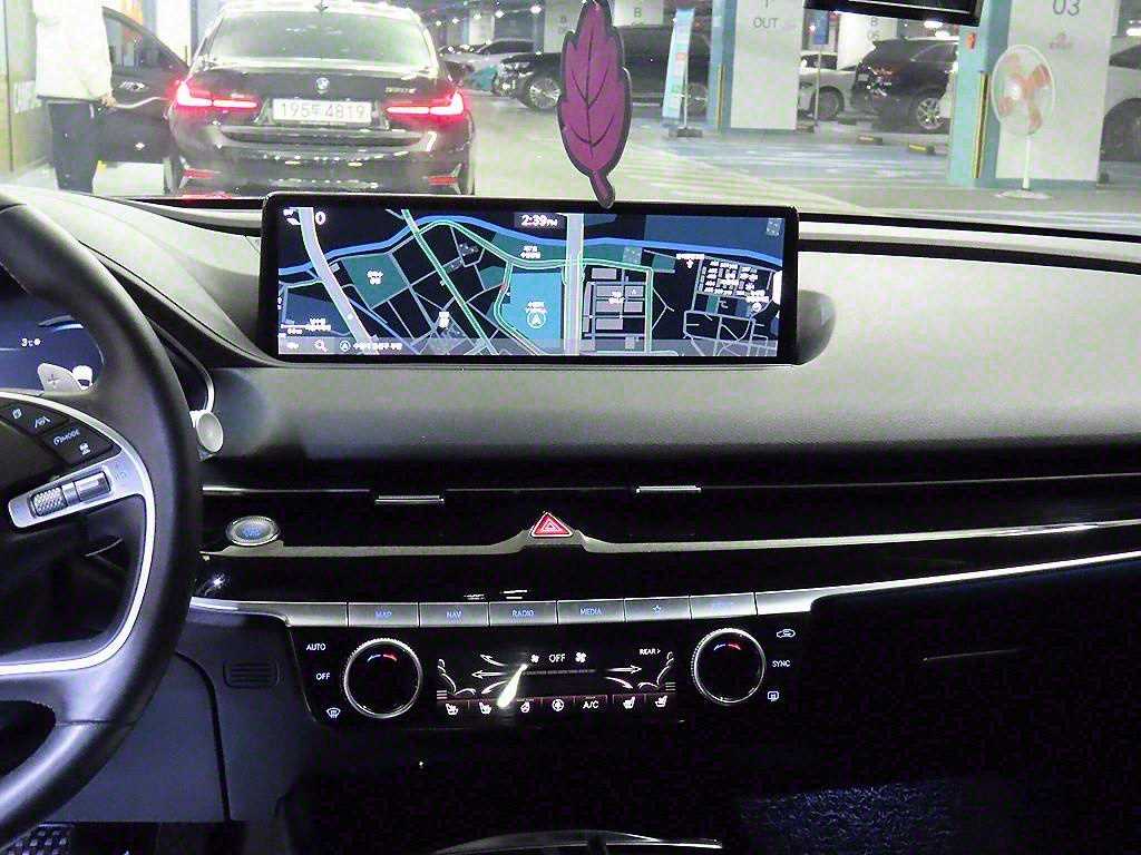 Genesis G80 - Vista 11