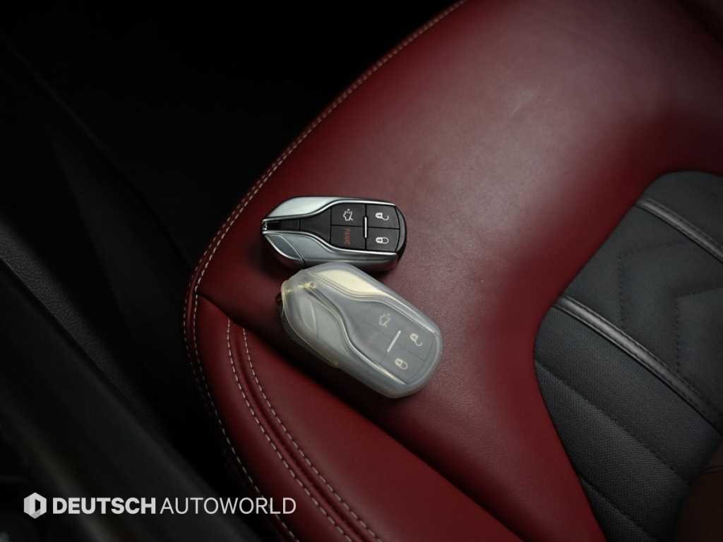 Maserati Ghibli 2018 Blanco - Importación desde Corea - HF Imports Iquique - Foto 17