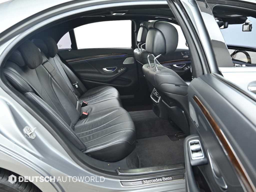 Mercedes Benz S Class - Vista 12