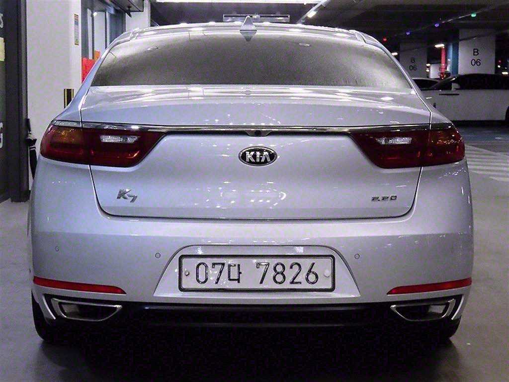 KIA K7 - Vista 5