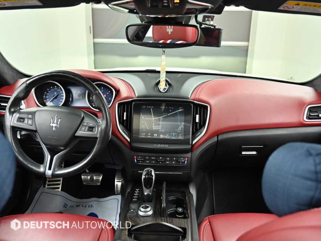 Maserati Ghibli - Vista 7