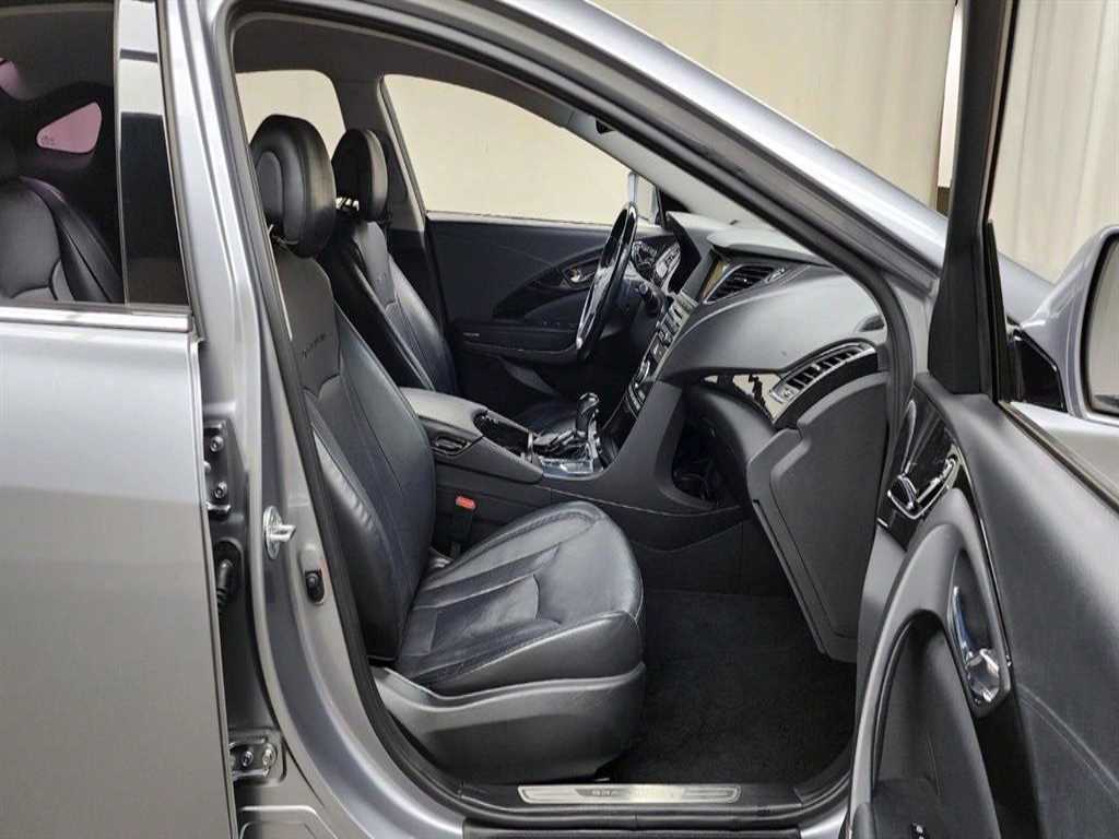 HYUNDAI Grandeur - Vista 11