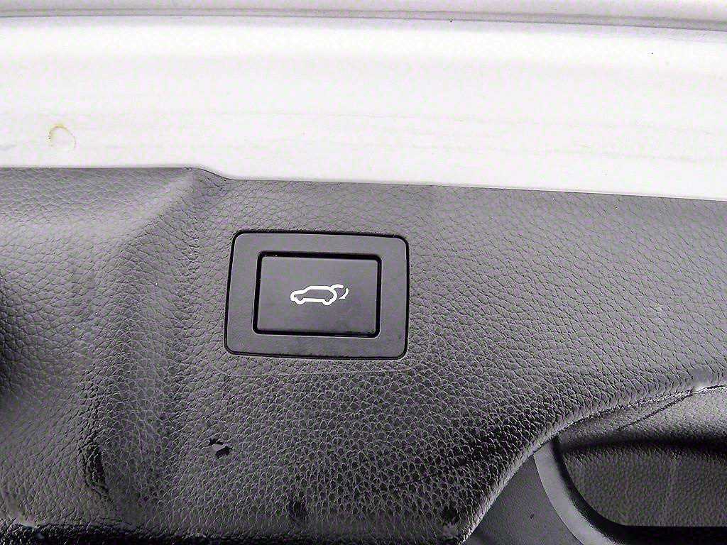 HYUNDAI Maxcruz - Vista 6