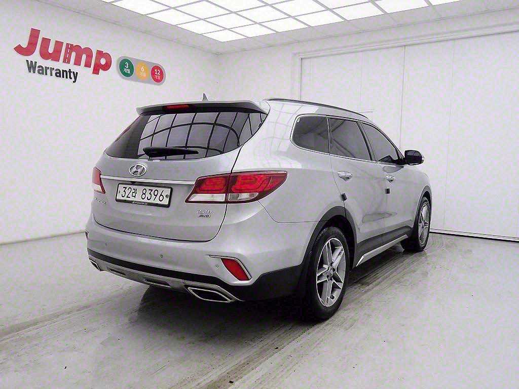 HYUNDAI Maxcruz - Vista 4