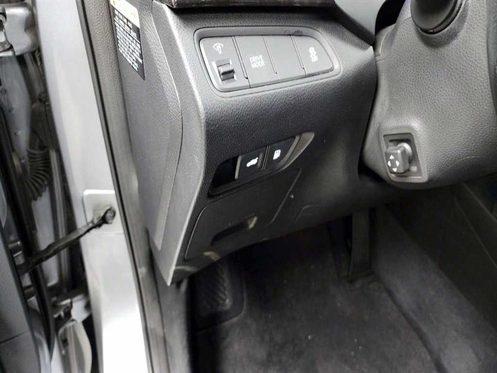 HYUNDAI Grandeur 2015 Plateado - Importación desde Corea - HF Imports Iquique - Foto 14