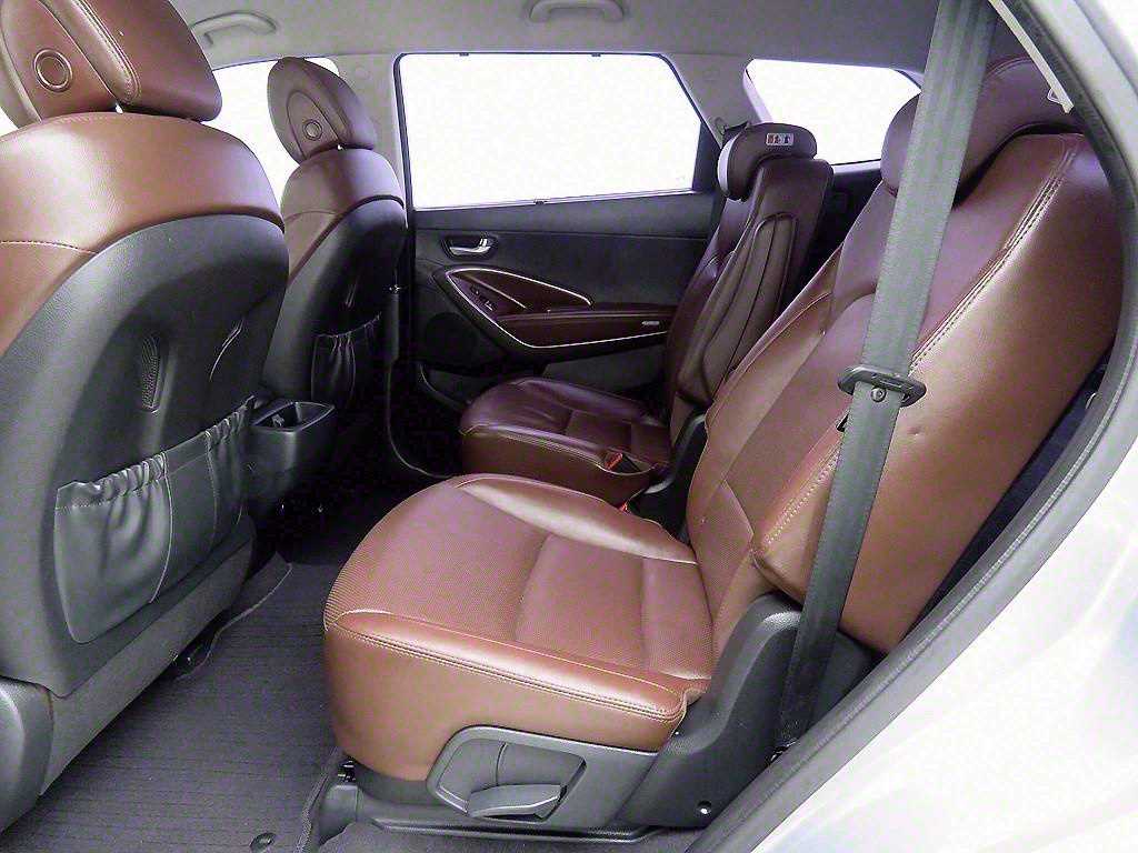 HYUNDAI Maxcruz - Vista 9