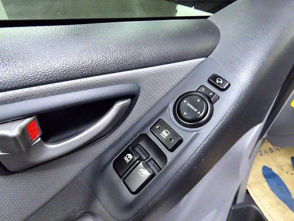 HYUNDAI Starex - Vista 11