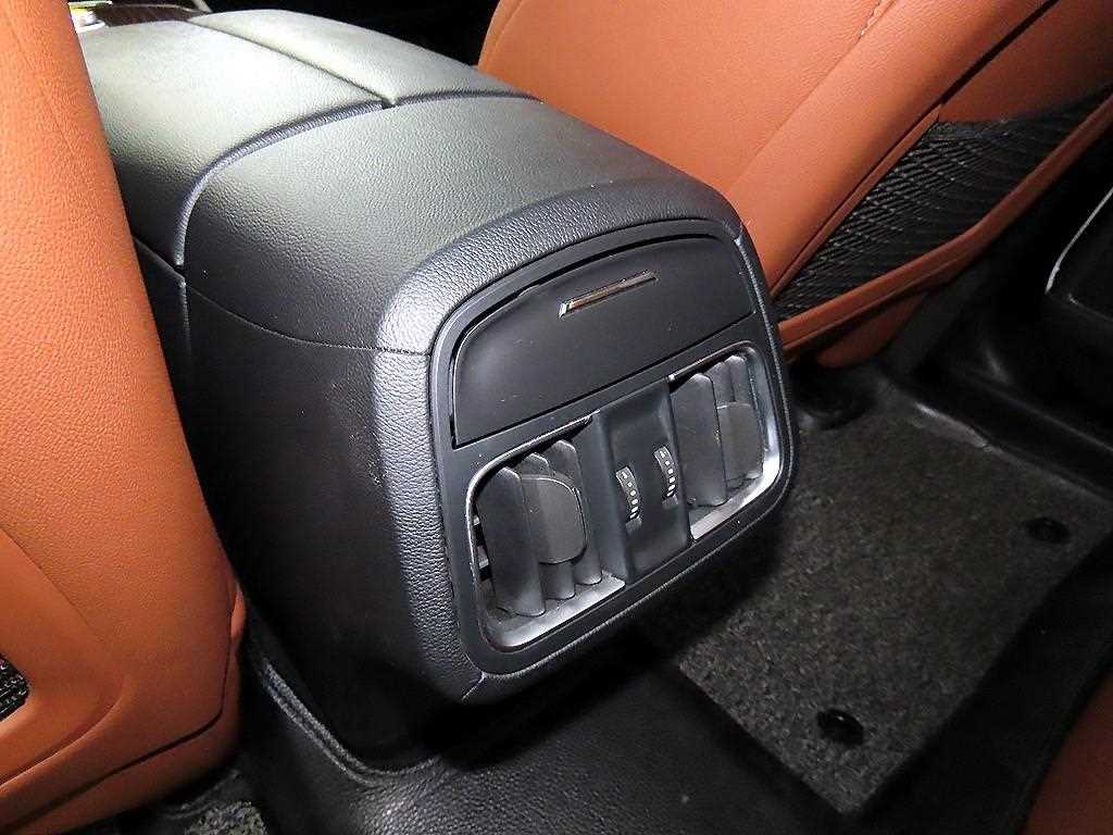 Maserati Levante 2018 Blanco - Importación desde Corea - HF Imports Iquique - Foto 15