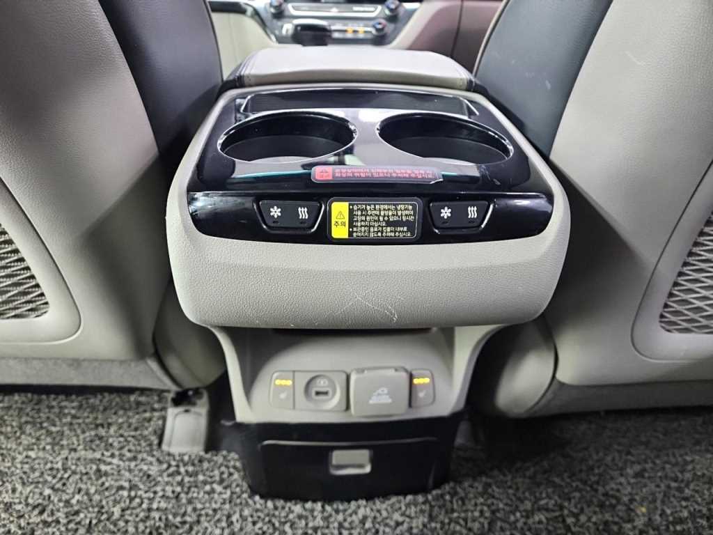 KIA Carnival 2016 Blanco - Importación desde Corea - HF Imports Iquique - Foto 18