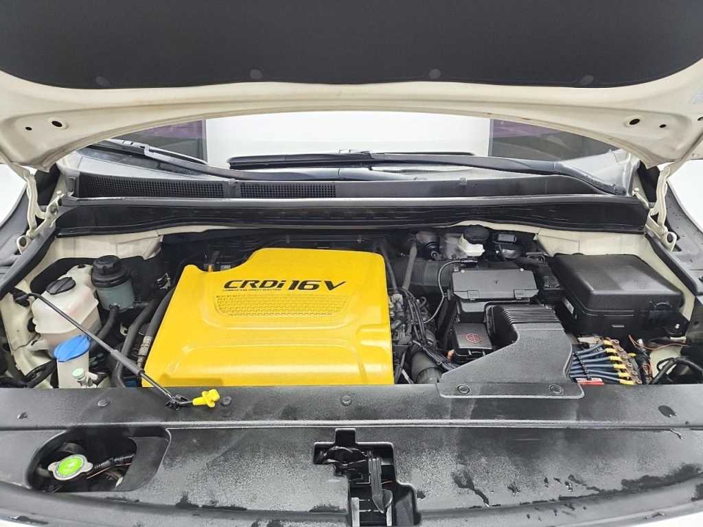 KIA Carnival - Vista 5