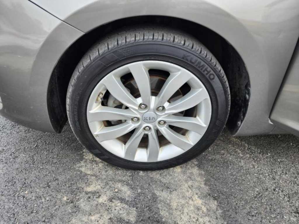 KIA Carens 2014 Gris - Importación desde Corea - HF Imports Iquique - Foto 15