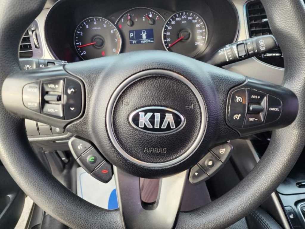 KIA Carens 2014 Gris - Importación desde Corea - HF Imports Iquique - Foto 13
