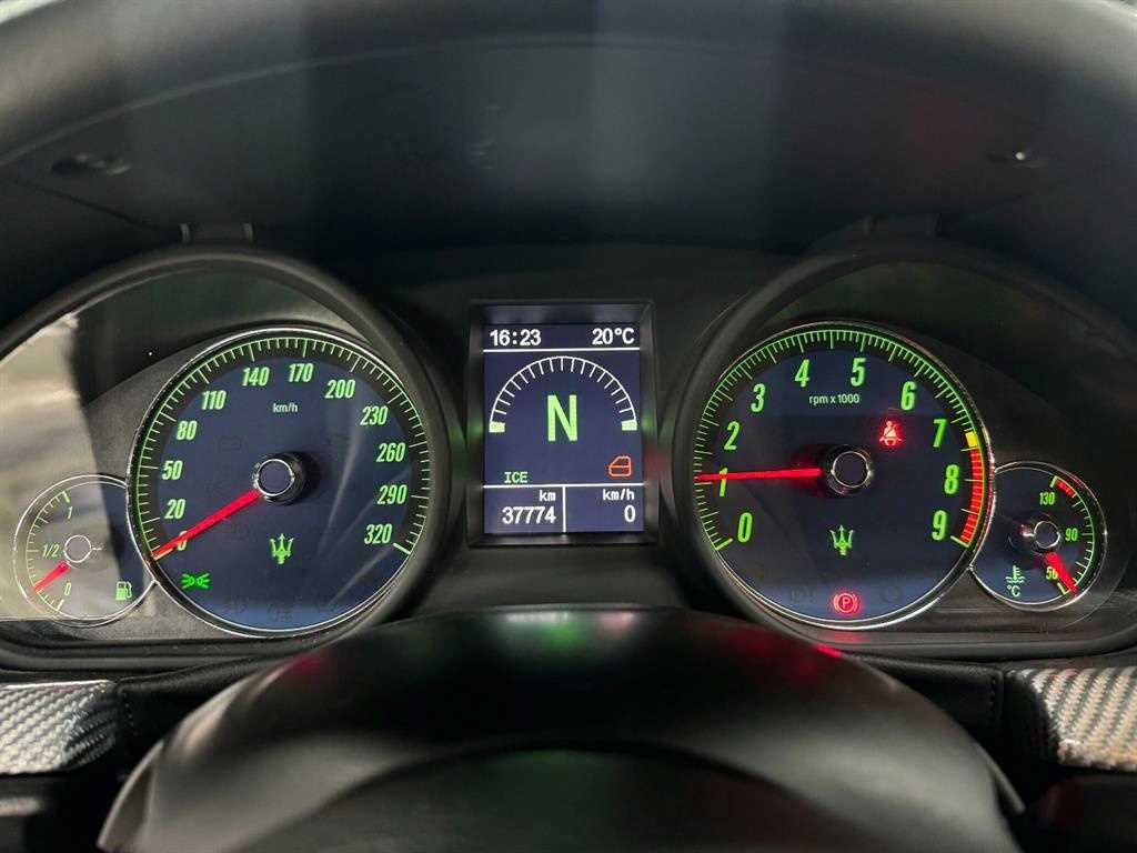 Maserati Gran Turismo - Vista 9