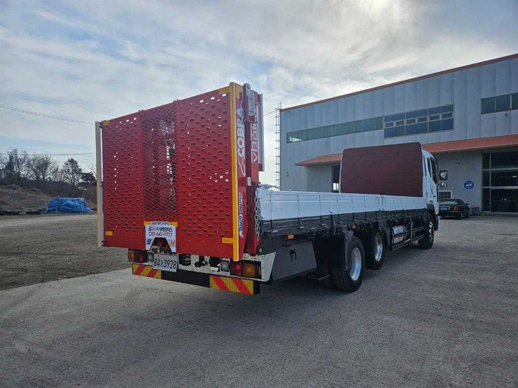 medium and large cargo Cargo - Vista 5