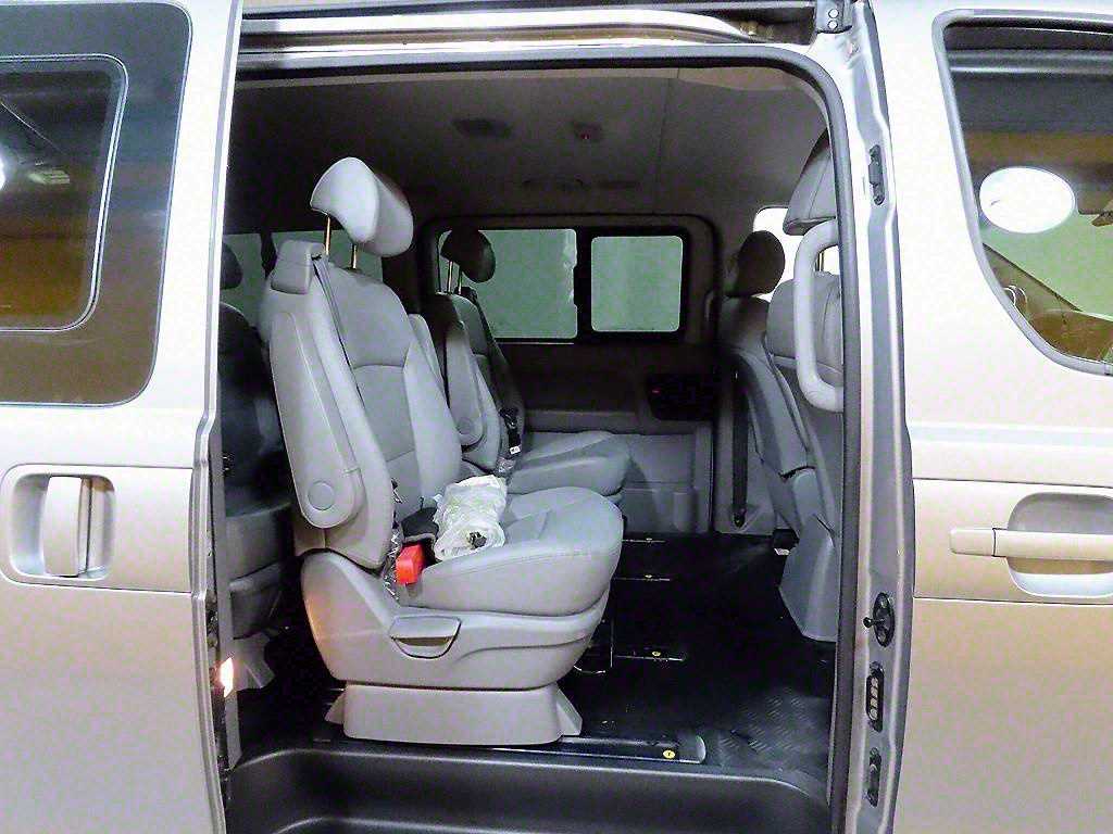 HYUNDAI Starex 2020 Plateado - Importación desde Corea - HF Imports Iquique - Foto 15