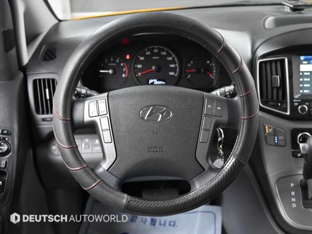 HYUNDAI Starex 2020 Amarillo - Importación desde Corea - HF Imports Iquique - Foto 13