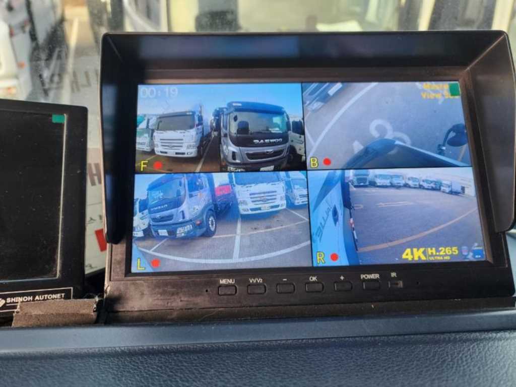 medium and large cargo truck 2021 Blanco - Importación desde Corea - HF Imports Iquique - Foto 15