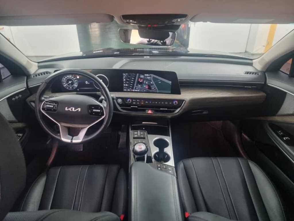 KIA K8 - Vista 5