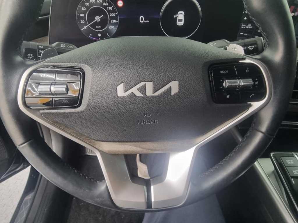 KIA K8 - Vista 10