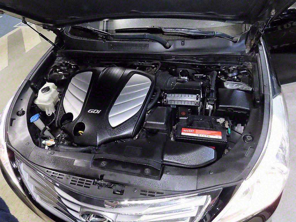 HYUNDAI Grandeur 2011 Negro - Importación desde Corea - HF Imports Iquique - Foto 19