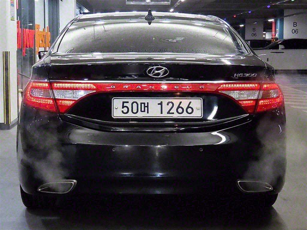 HYUNDAI Grandeur - Vista 5