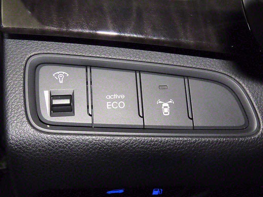 HYUNDAI Grandeur 2011 Negro - Importación desde Corea - HF Imports Iquique - Foto 14