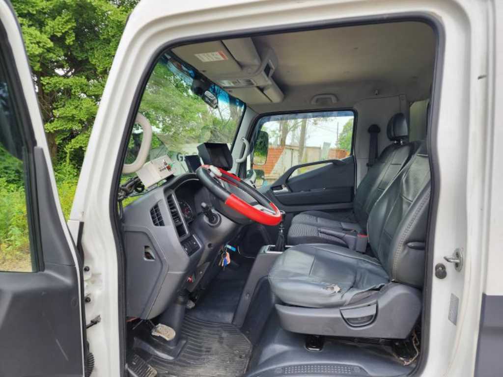 medium and large cargo dump - Vista 6