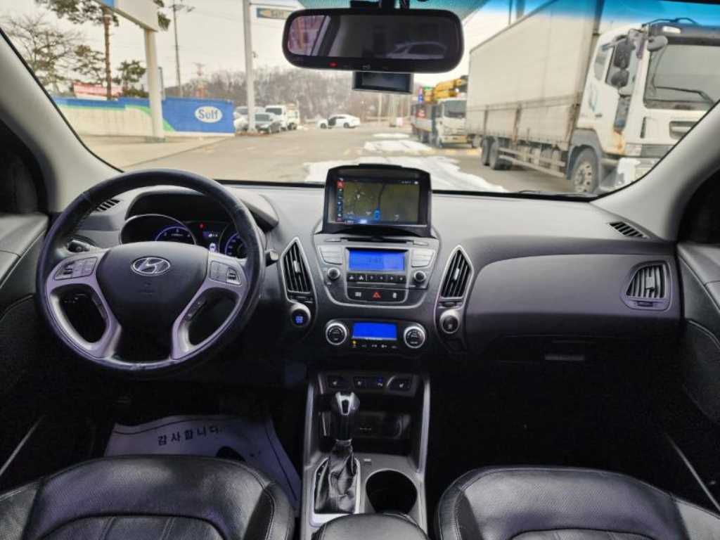 HYUNDAI Tucson - Vista 9