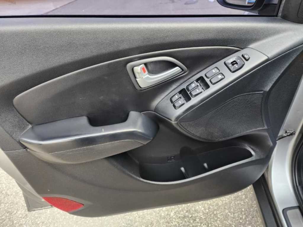 HYUNDAI Tucson 2014 Gris - Importación desde Corea - HF Imports Iquique - Foto 15