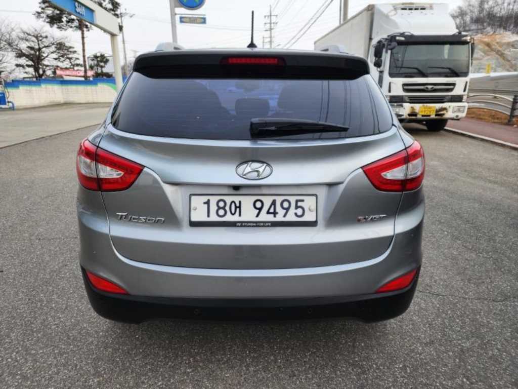HYUNDAI Tucson - Vista 4