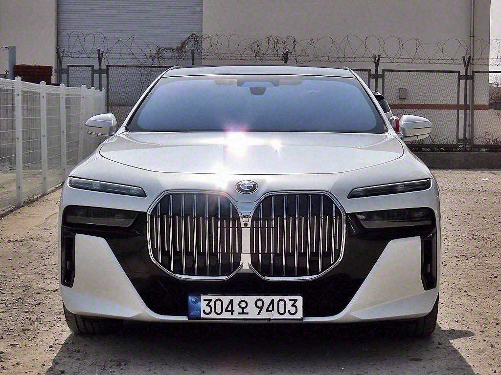 BMW 7 Series