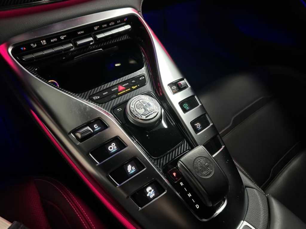 Mercedes Benz AMG GT - Vista 7