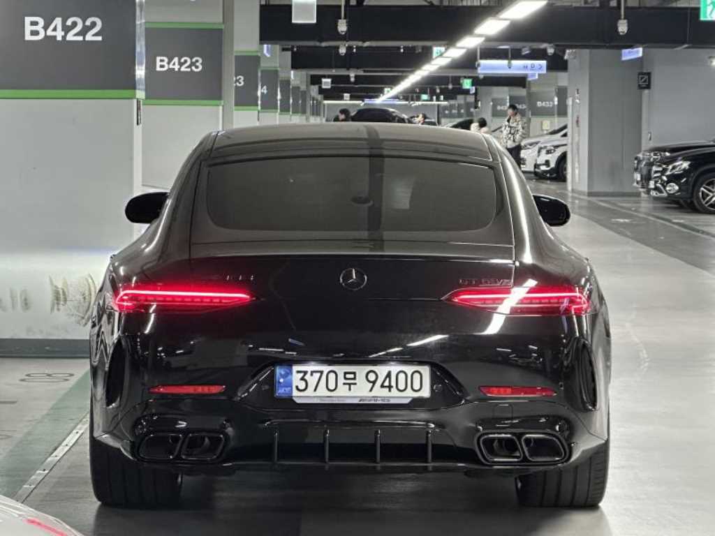 Mercedes Benz AMG GT - Vista 4