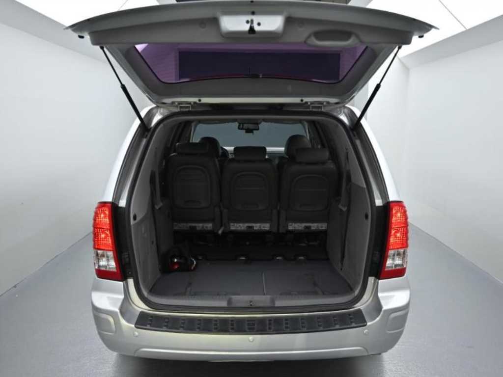 KIA Carnival 2011 Plateado - Importación desde Corea - HF Imports Iquique - Foto 20