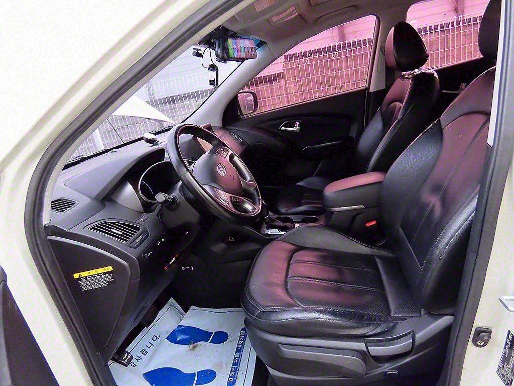 HYUNDAI Tucson - Vista 5