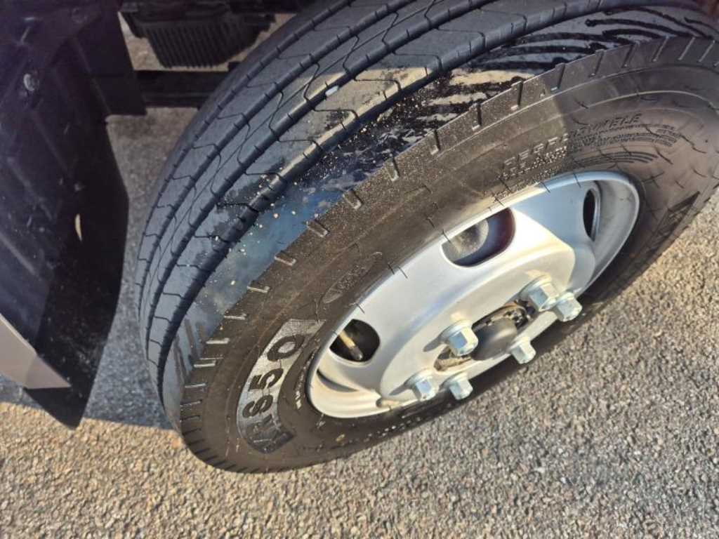 medium and large cargo Cargo - Vista 11