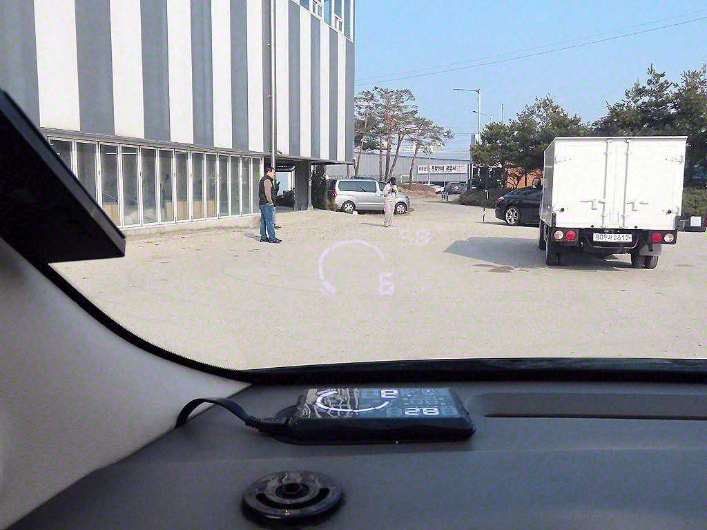 KIA Carnival - Vista 11