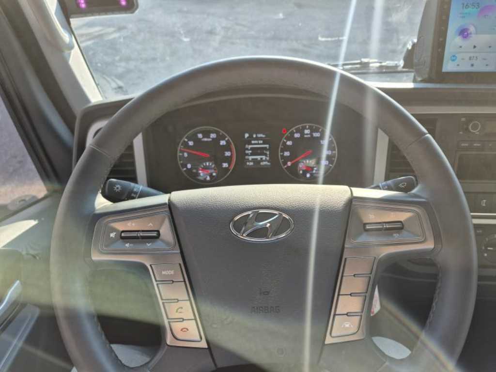 medium and large cargo Cargo 2024 Blanco - Importación desde Corea - HF Imports Iquique - Foto 15