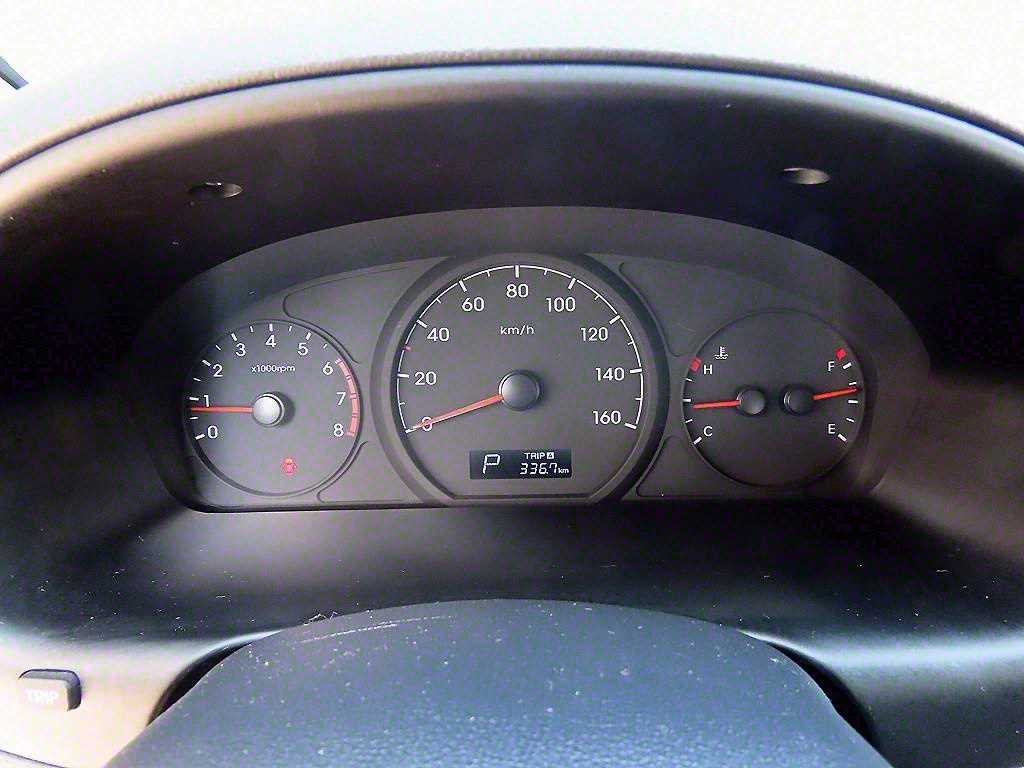 HYUNDAI Starex - Vista 10