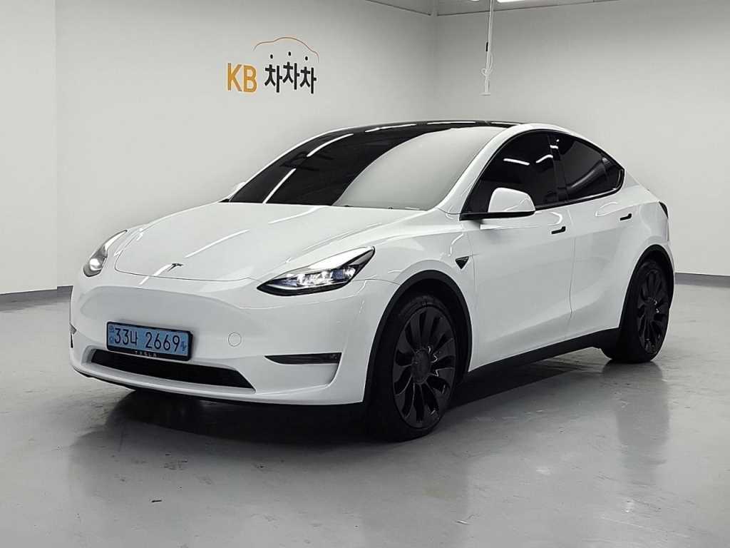 Tesla Model Y