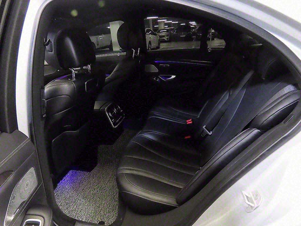 Mercedes Benz S Class - Vista 7