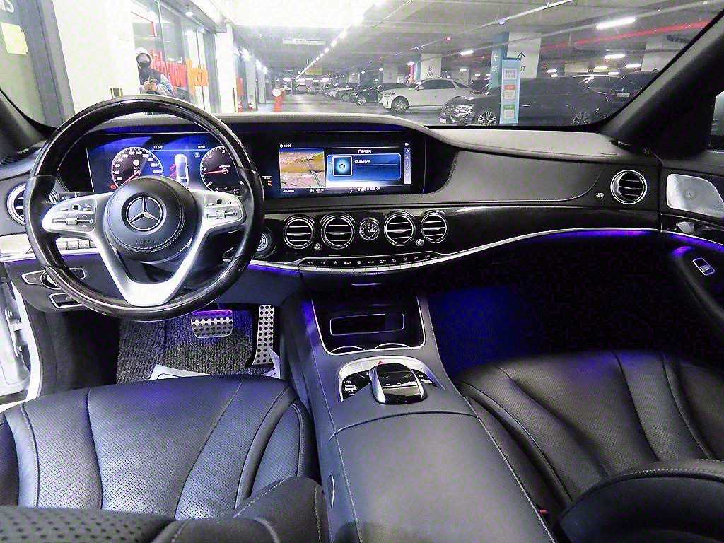 Mercedes Benz S Class - Vista 10